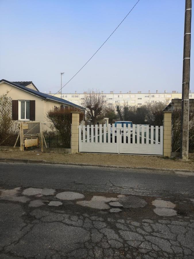 Belle Maison De Vacances Villa Romilly-sur-Seine Esterno foto
