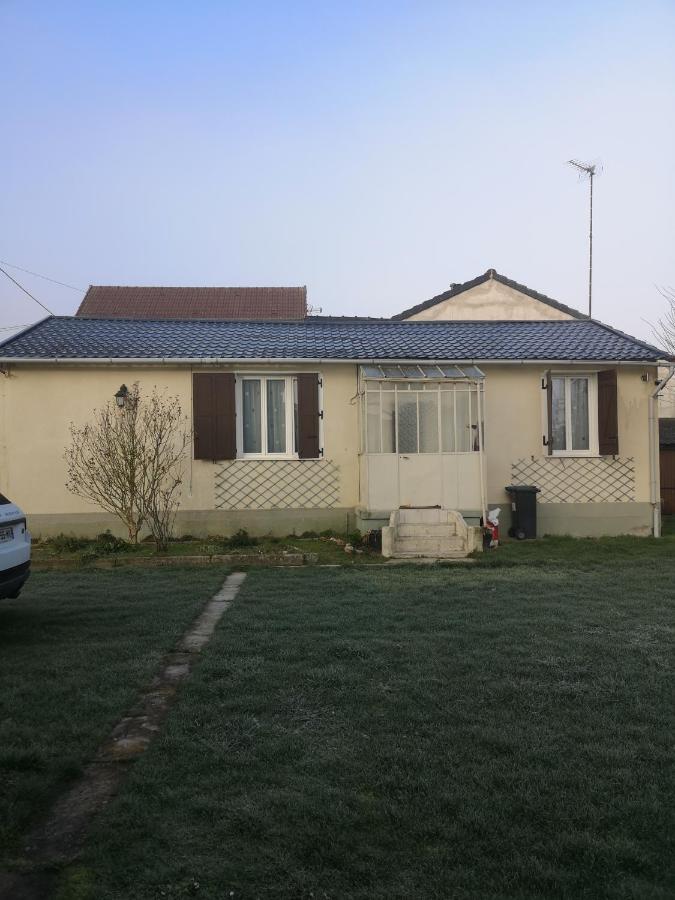 Belle Maison De Vacances Villa Romilly-sur-Seine Esterno foto