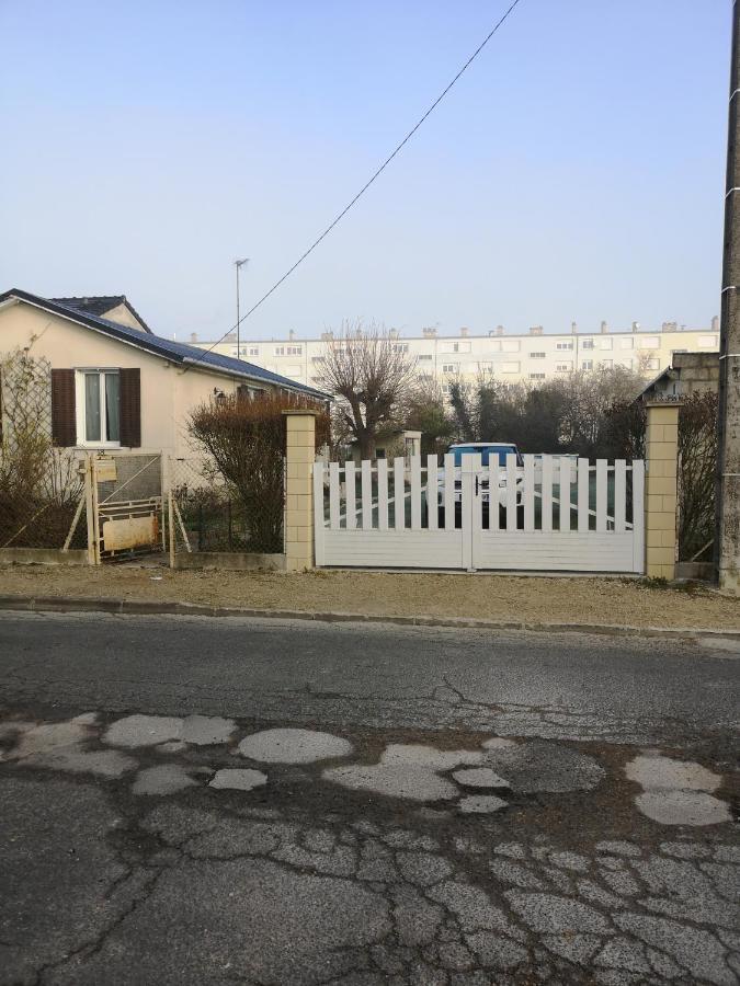 Belle Maison De Vacances Villa Romilly-sur-Seine Esterno foto